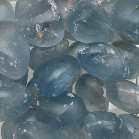 Celestite, Medium