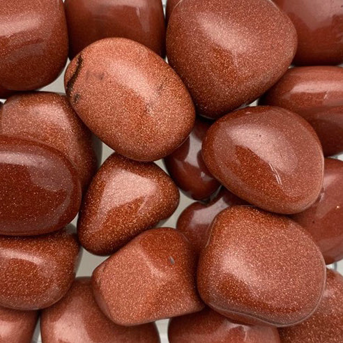 Goldstone, Medium