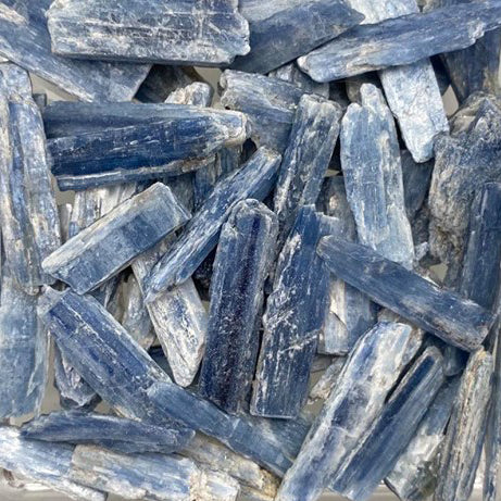 Blue Kyanite, Point