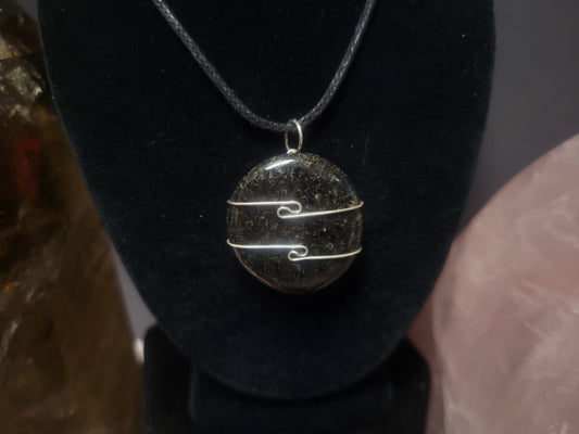 Nuumite Heaven & Earth Pendant