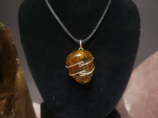 Amber Heaven & Earth Pendant