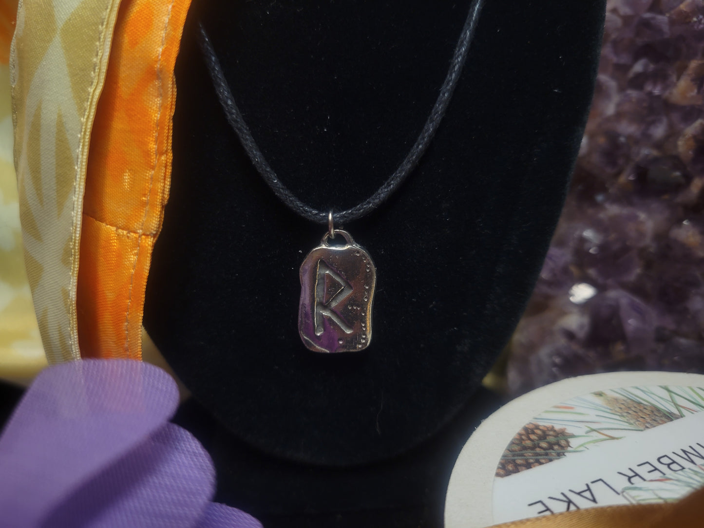 Rune Pendant - RAD - Transform