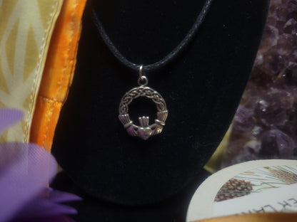 Celtic Pendant - Claddagh Heart