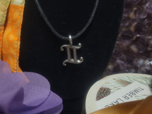 Zodiac Pendant - Gemini