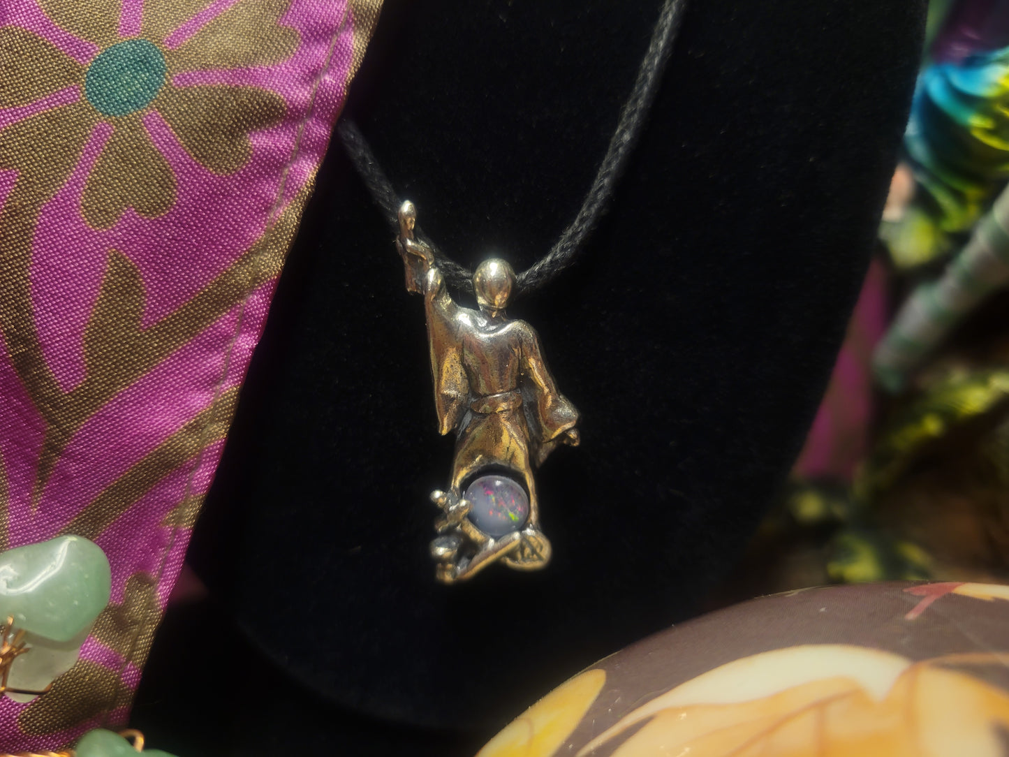 Tarot Figurine Pendant - The Magician