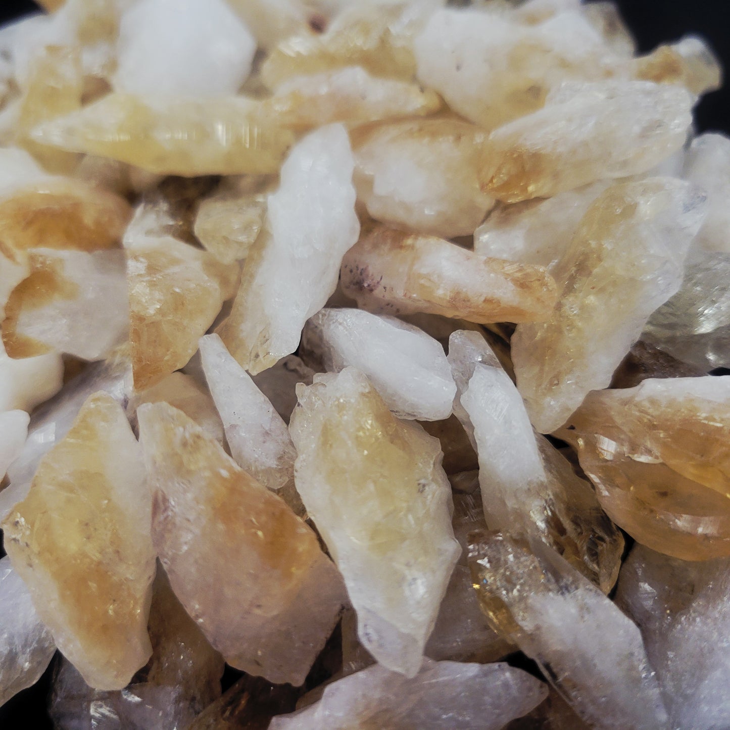 Citrine, Point