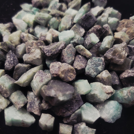 Emerald, Rough