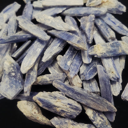 Blue Kyanite, Point