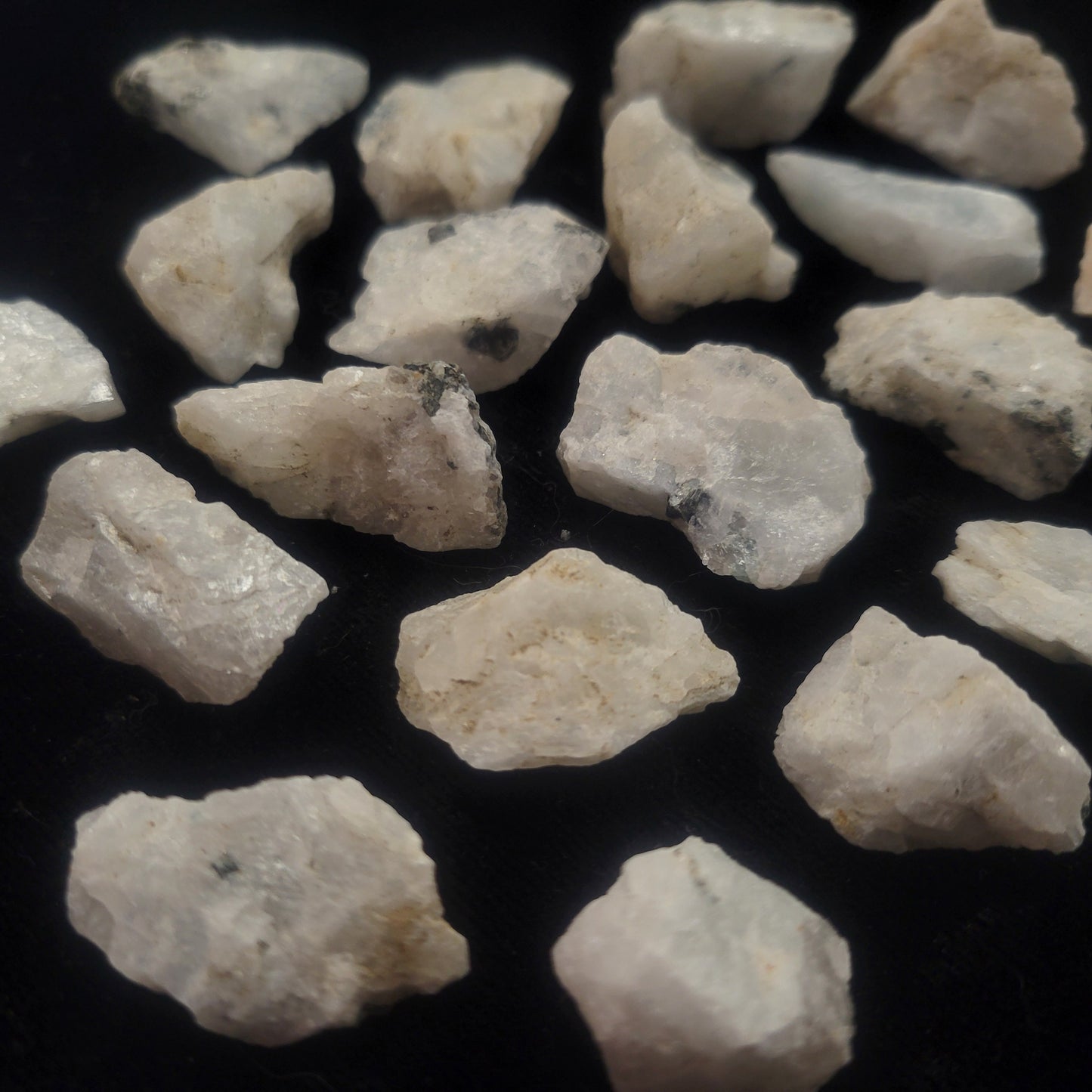 Rainbow Moonstone, Rough