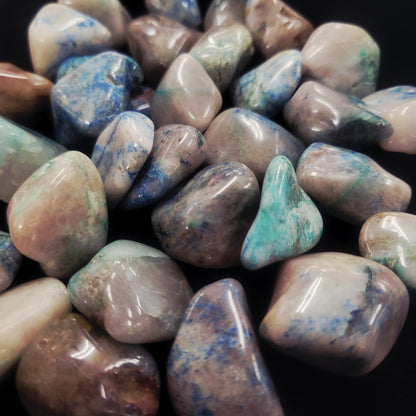 Quartz w/ Chrysocolla