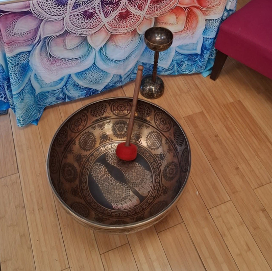 Tibetan Mother Bowl Clearing with Trice Dorval